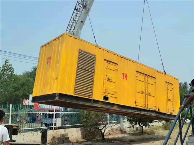 宜良300KW柴油发电机组油耗是多少?